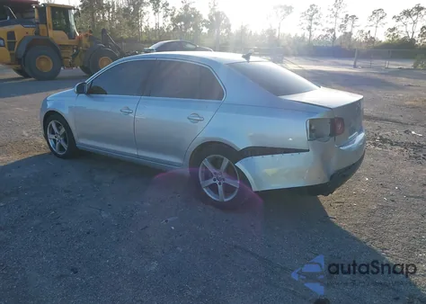 2009 Volkswagen Jetta Se from USA, damaged, VIN 3VWRM71K29M153216